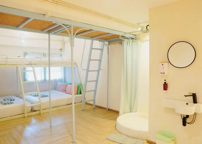 Hotel Group Bunk Khaosan