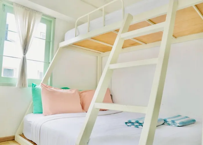 Group Bunk Khaosan 3*