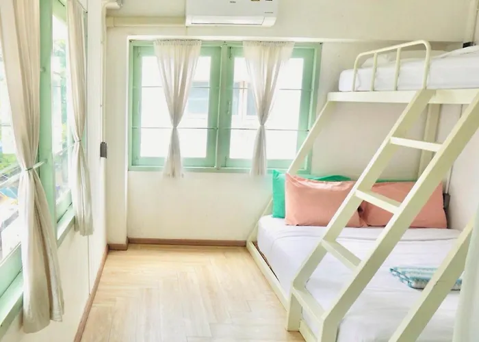 Group Bunk Khaosan Hotel