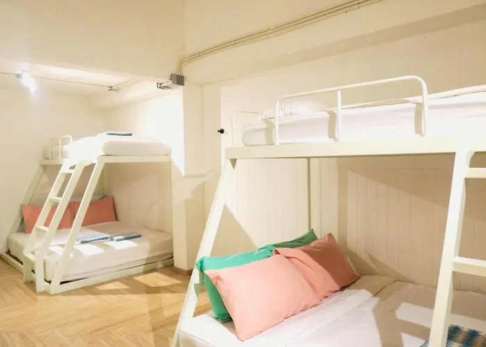 Hotel Group Bunk Khaosan