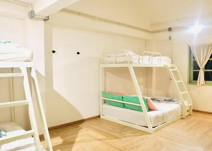 Hotel Group Bunk Khaosan Bangkok