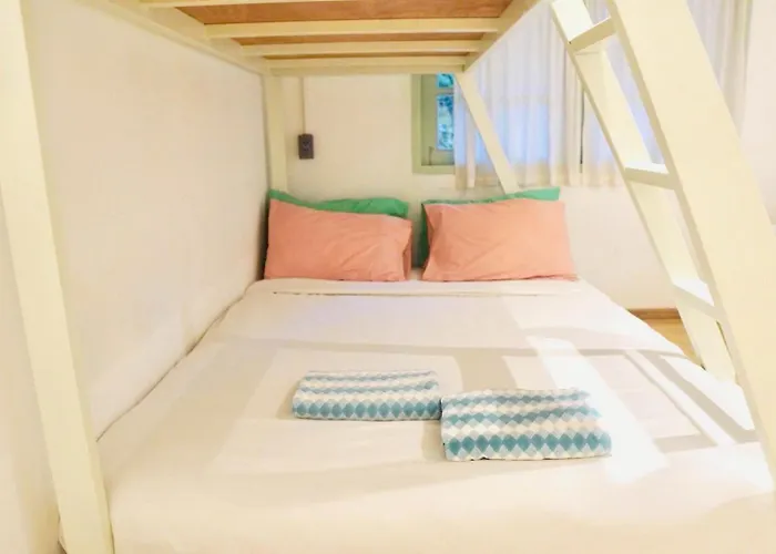 Group Bunk Khaosan Hotel 3*
