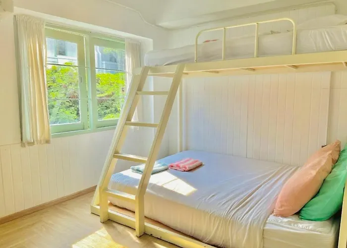 Group Bunk Khaosan Hotel 3*