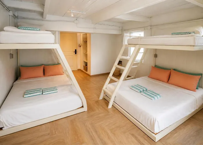 Group Bunk Khaosan