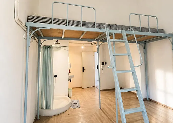 Hotel Group Bunk Khaosan