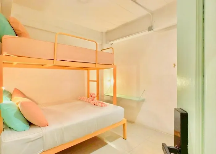 Hotel Group Bunk Khaosan Bangkok